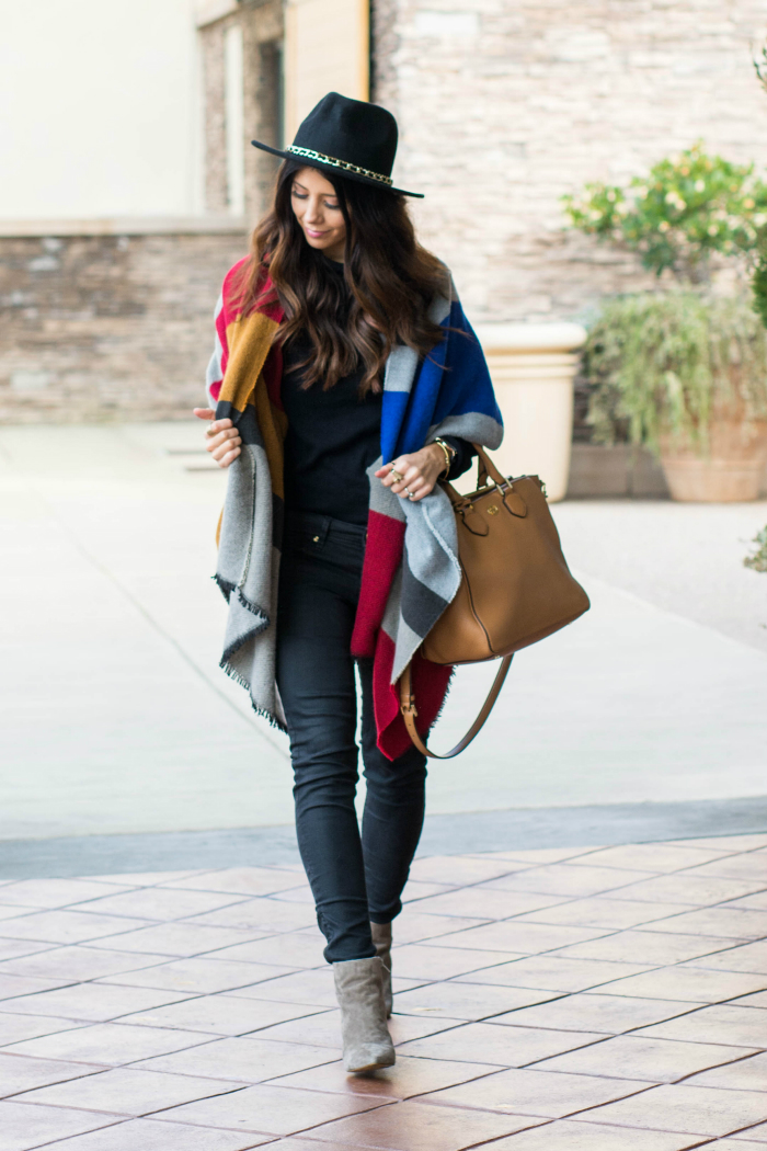 Color Blocked Blanket Scarf