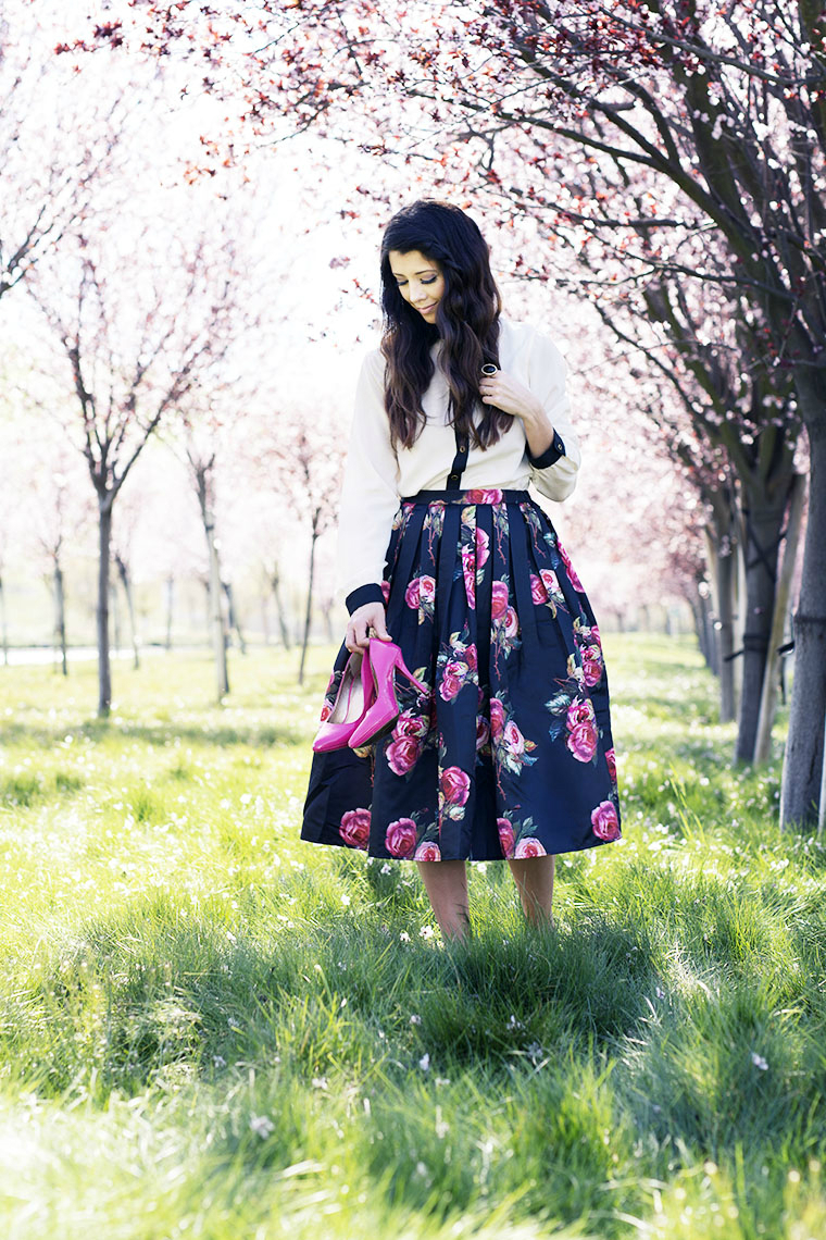 Pink pumps, floral skirt, black & white top