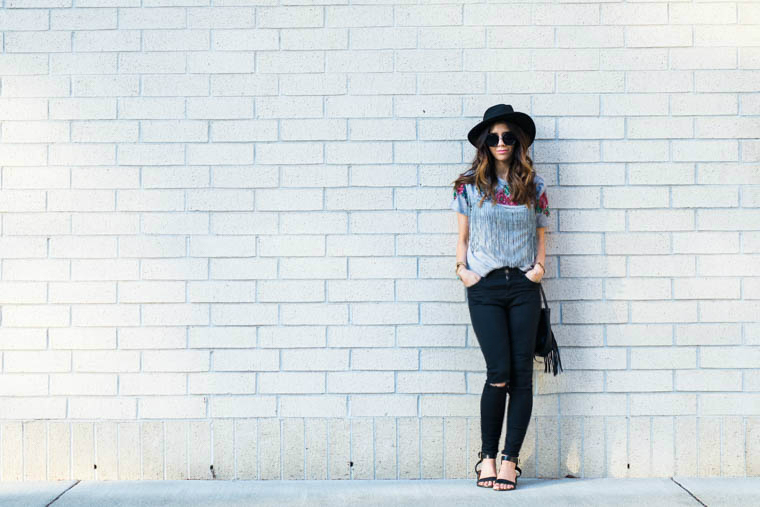 Black hat & Jeans, Fringe Top