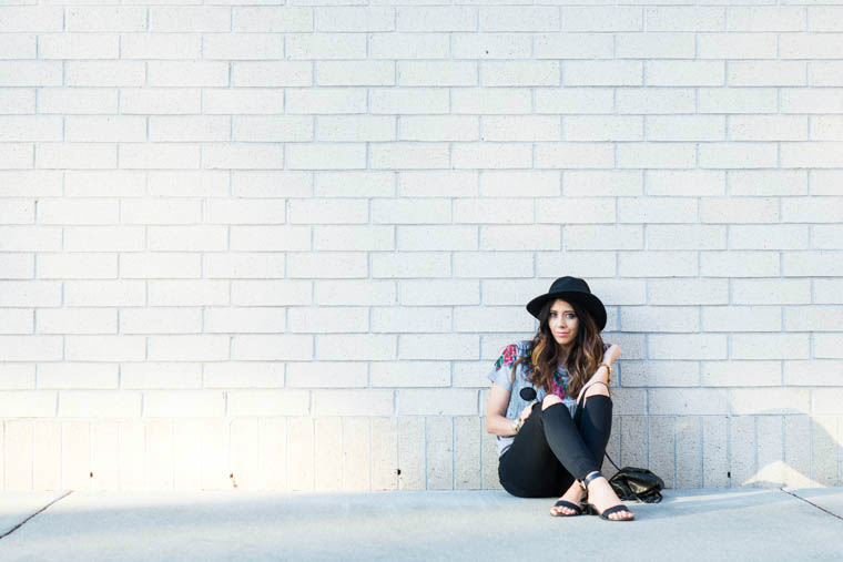 Fringe top, hat, distressed jeans