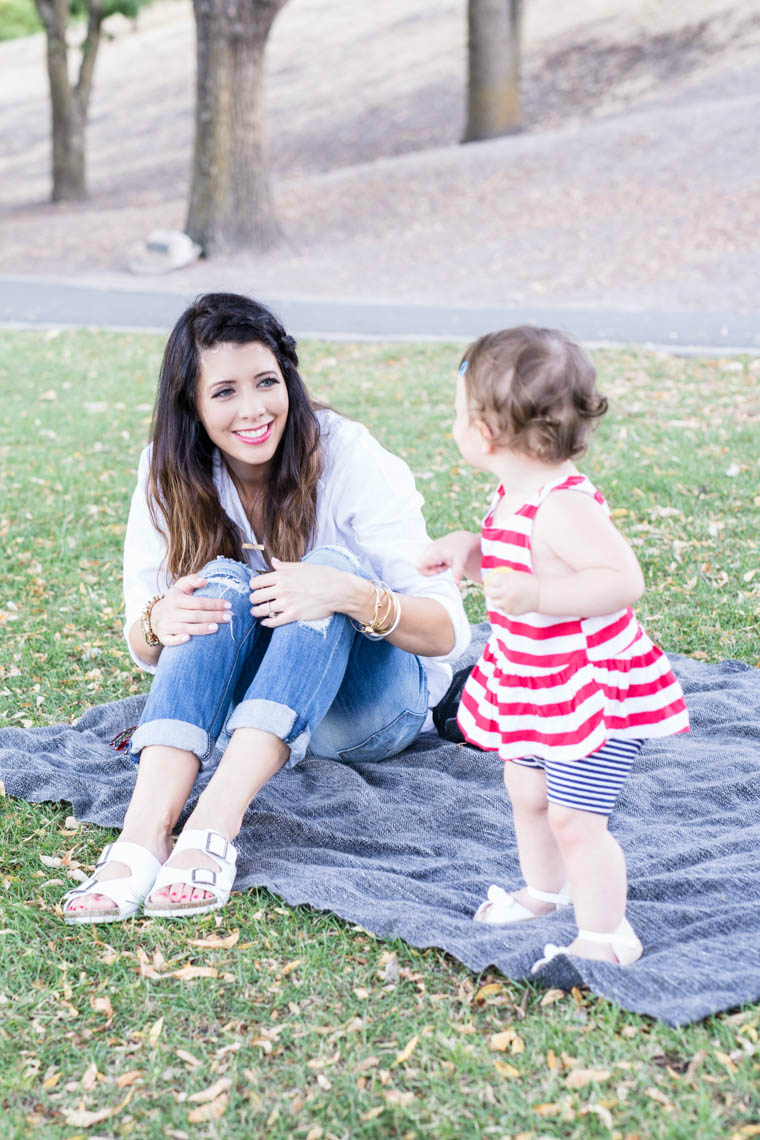 Mother & Daugther, 4th of July