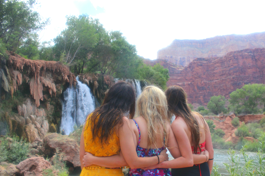 Havasuapi, Navajo Falls