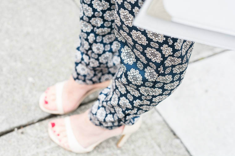 Nude heels, Pattern pants