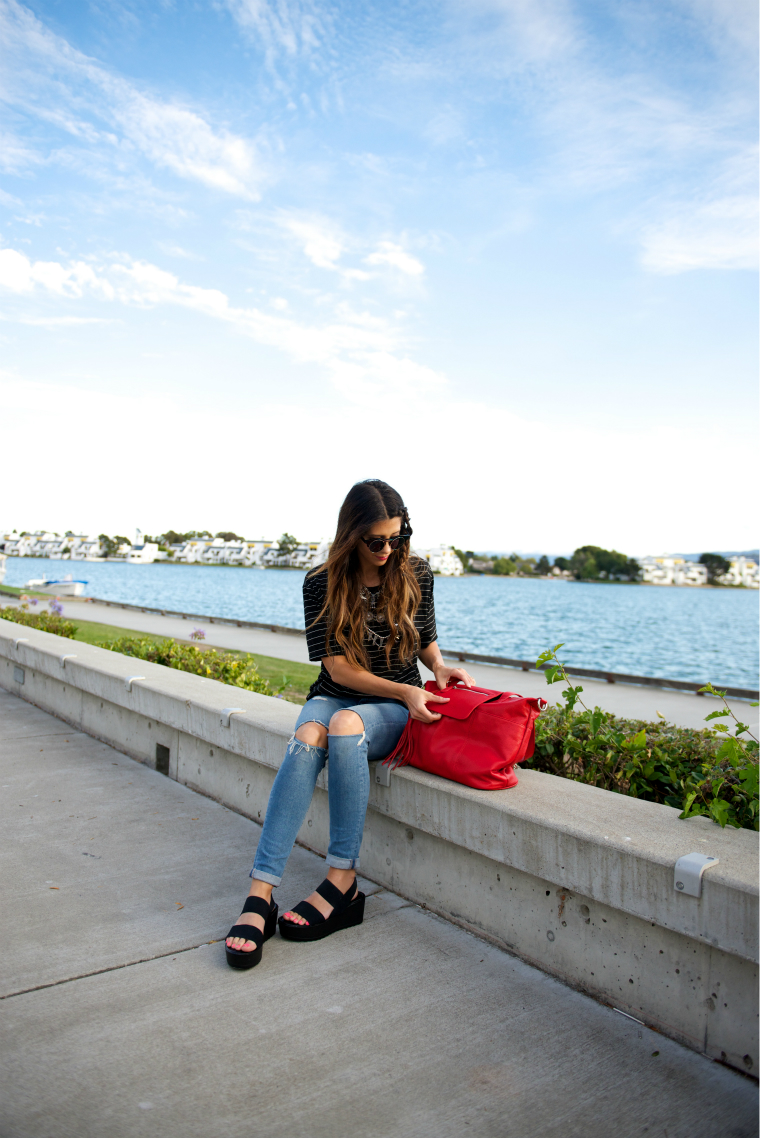 Boyfriend Tee, Distressed Skinny Jeans