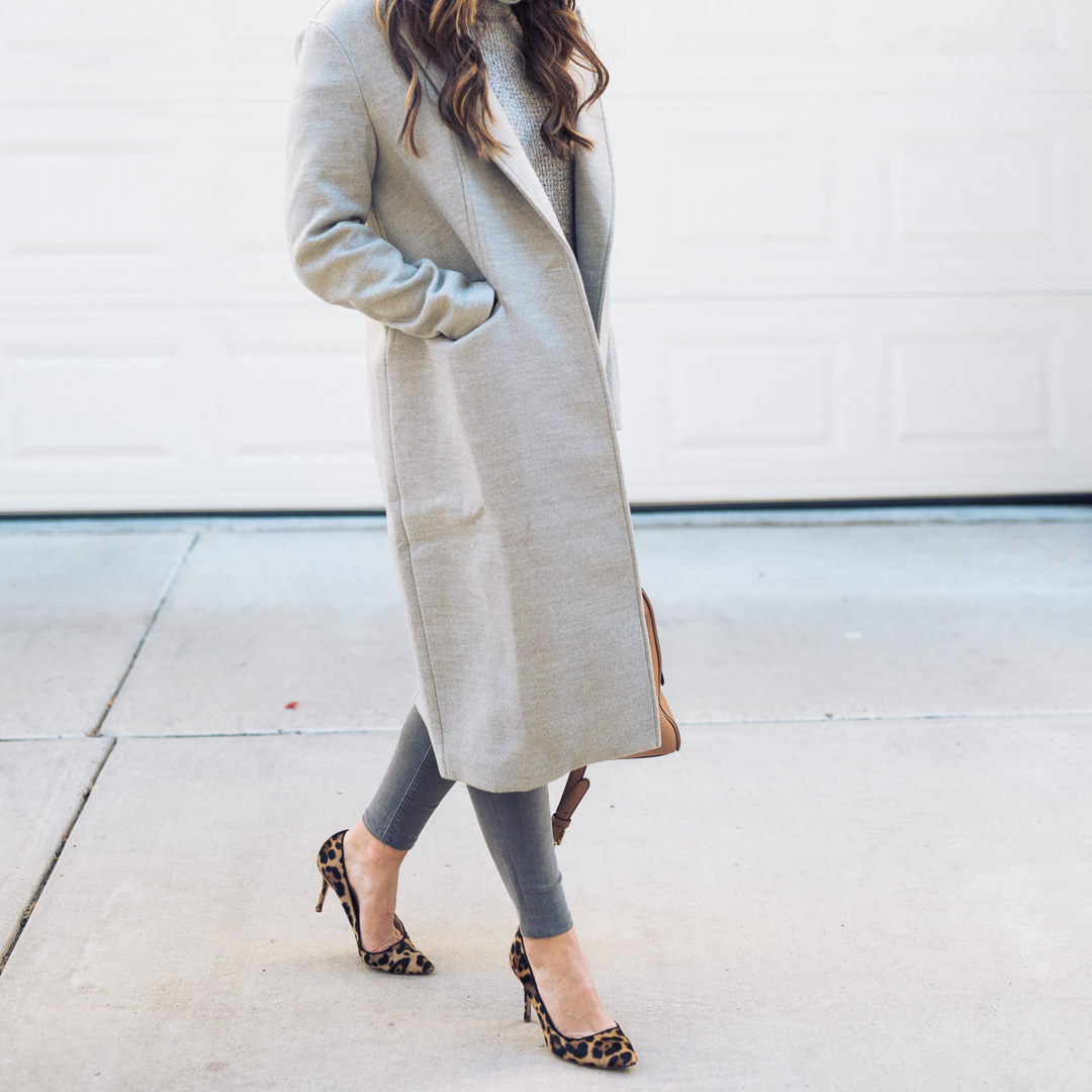 Grey outfit and leopard (4)