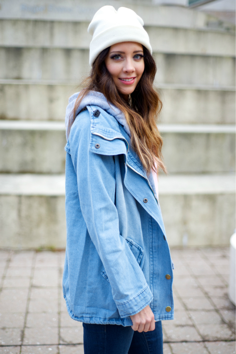 Light Denim Jacket \\ White Beanie 