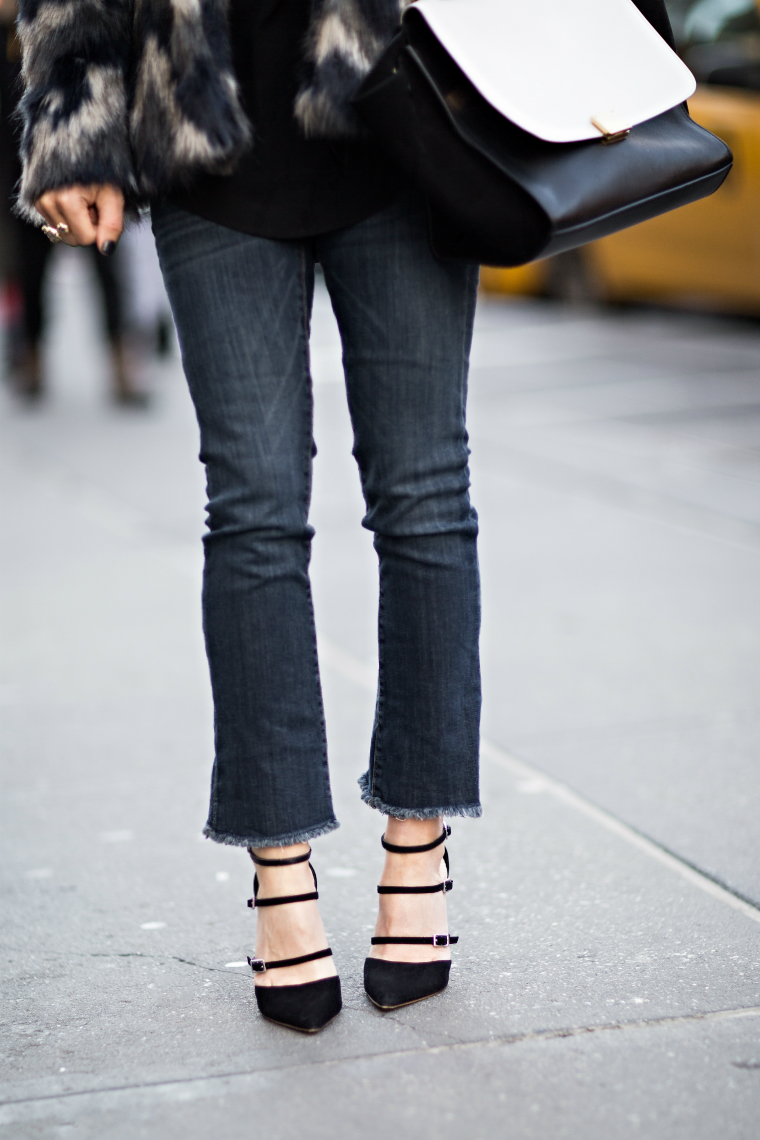 Cropped Flare Jeans