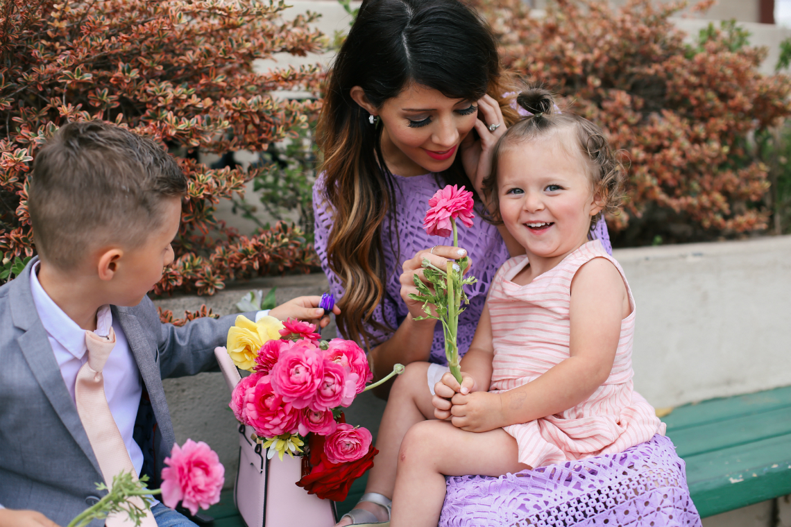 Mom & Kids Photography |The Girl in the Yellow Dress