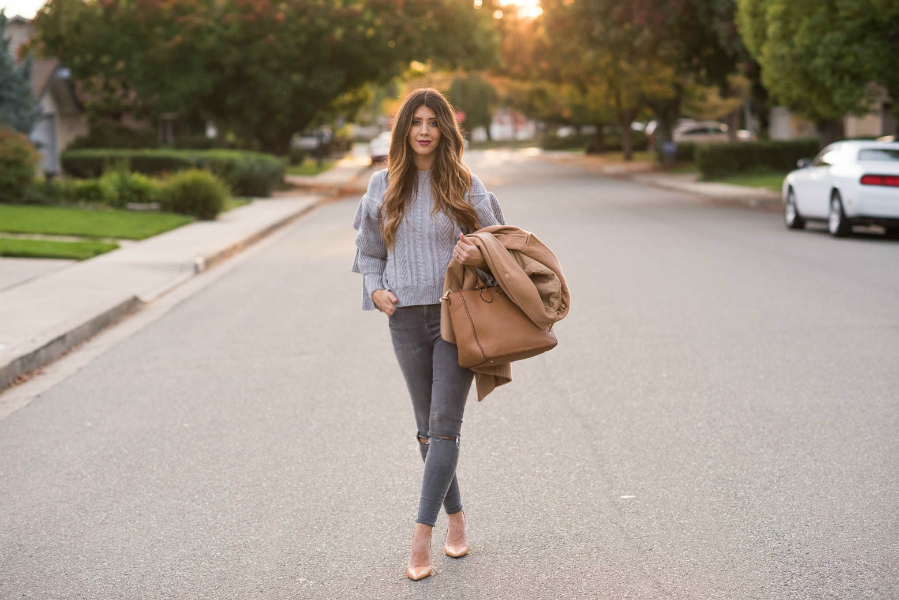 Grey on Grey | The Girl in the Yellow Dress