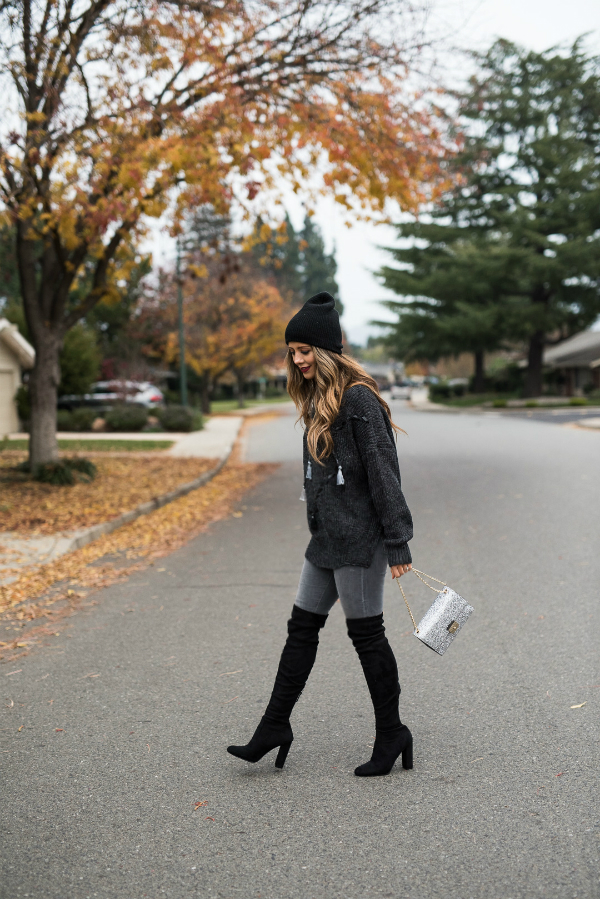 Oversized Sweater + OTK Boots. Winter Fashion