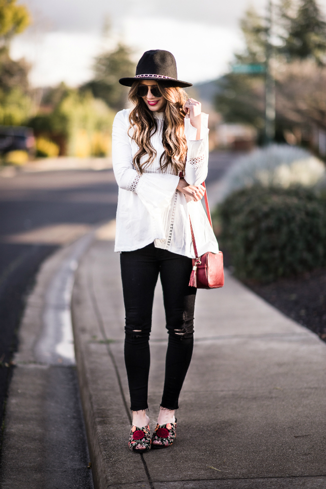 Bell Sleeves + Black Skinny Jeans 