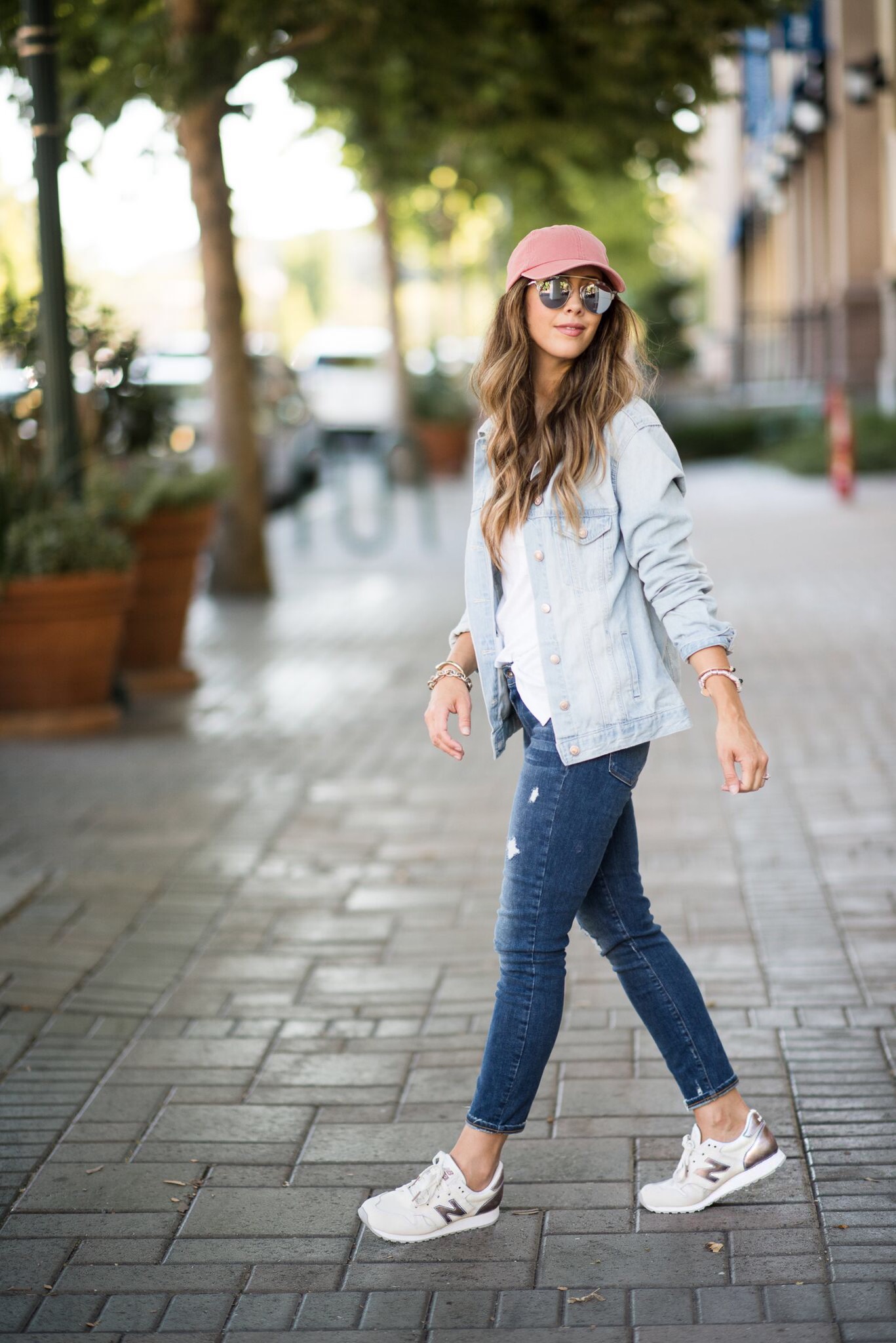 3 tips on putting together a sporty and casual  look 