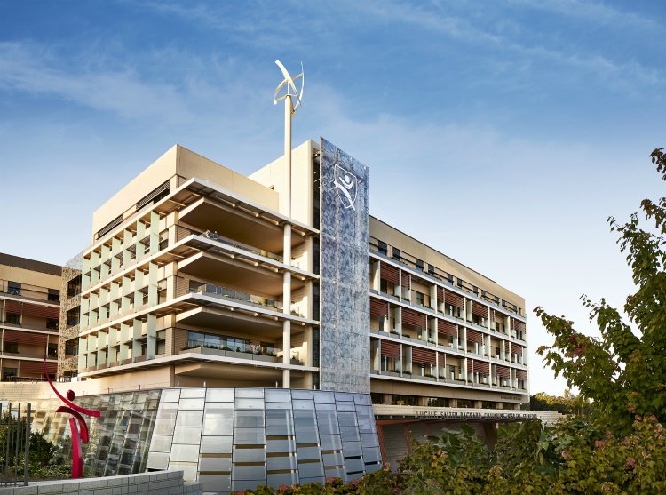 the Lucile Packard Children's Hospital in Stanford by popular San Francisco lifestyle blogger The Girl in The Yellow Dress