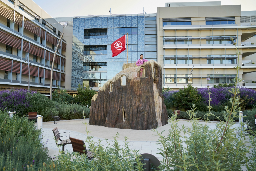 the Lucile Packard Children's Hospital in Stanford by popular San Francisco lifestyle blogger The Girl in The Yellow Dress