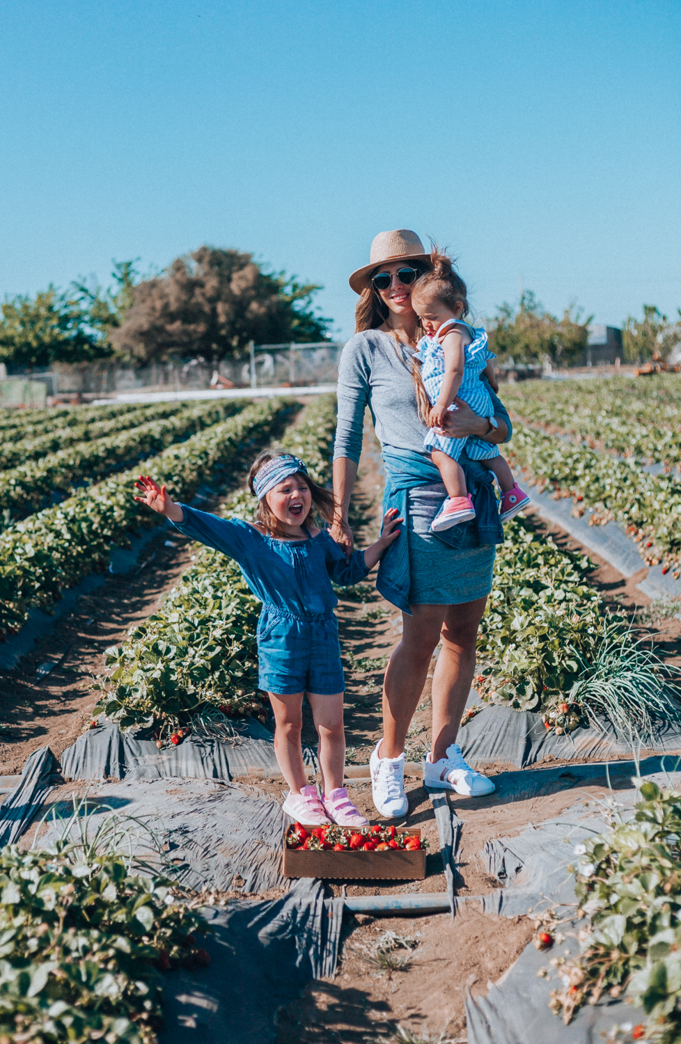 7 Super Fun Summer Activities to Do With Kids by popular San Francisco lifestyle blogger The Girl in The Yellow Dress