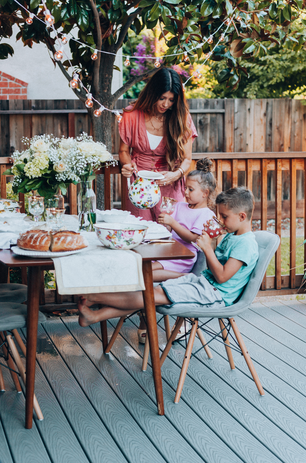 Magical Backyard Dinner Party tips hosted by popular San Francisco life and style blogger, The Girl in The Yellow Dress