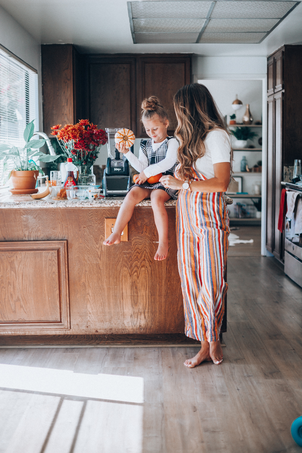 How to eBay + The Perfect Pumpkin Smoothie Recipe featured by popular San Francisco lifestyle blogger The Girl in the Yellow Dress