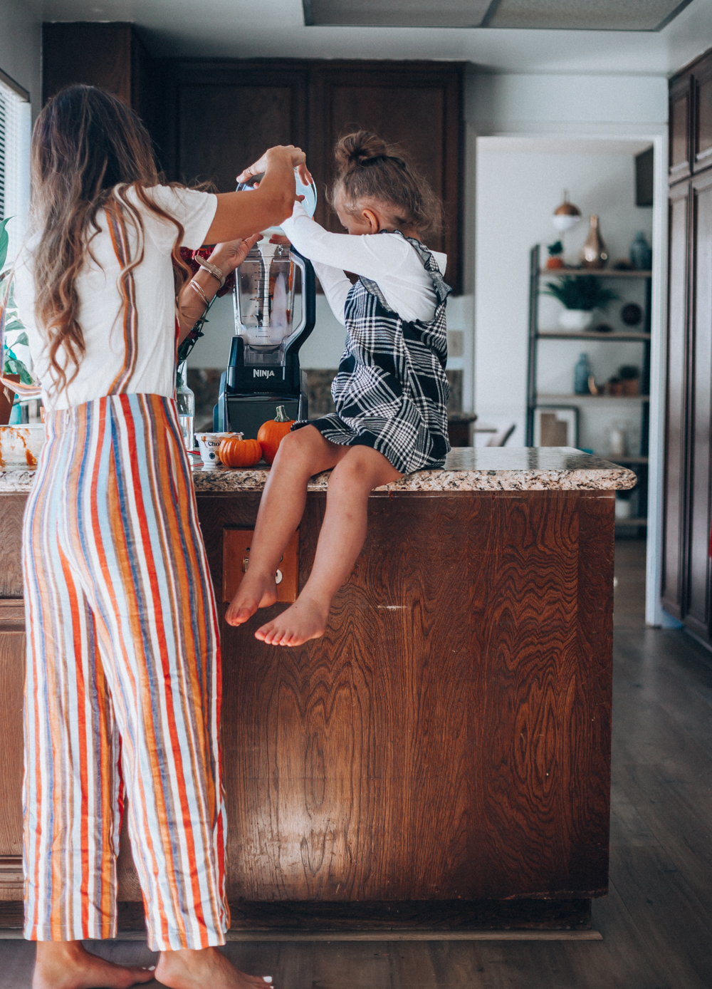 How to eBay + The Perfect Pumpkin Smoothie Recipe featured by popular San Francisco lifestyle blogger The Girl in the Yellow Dress