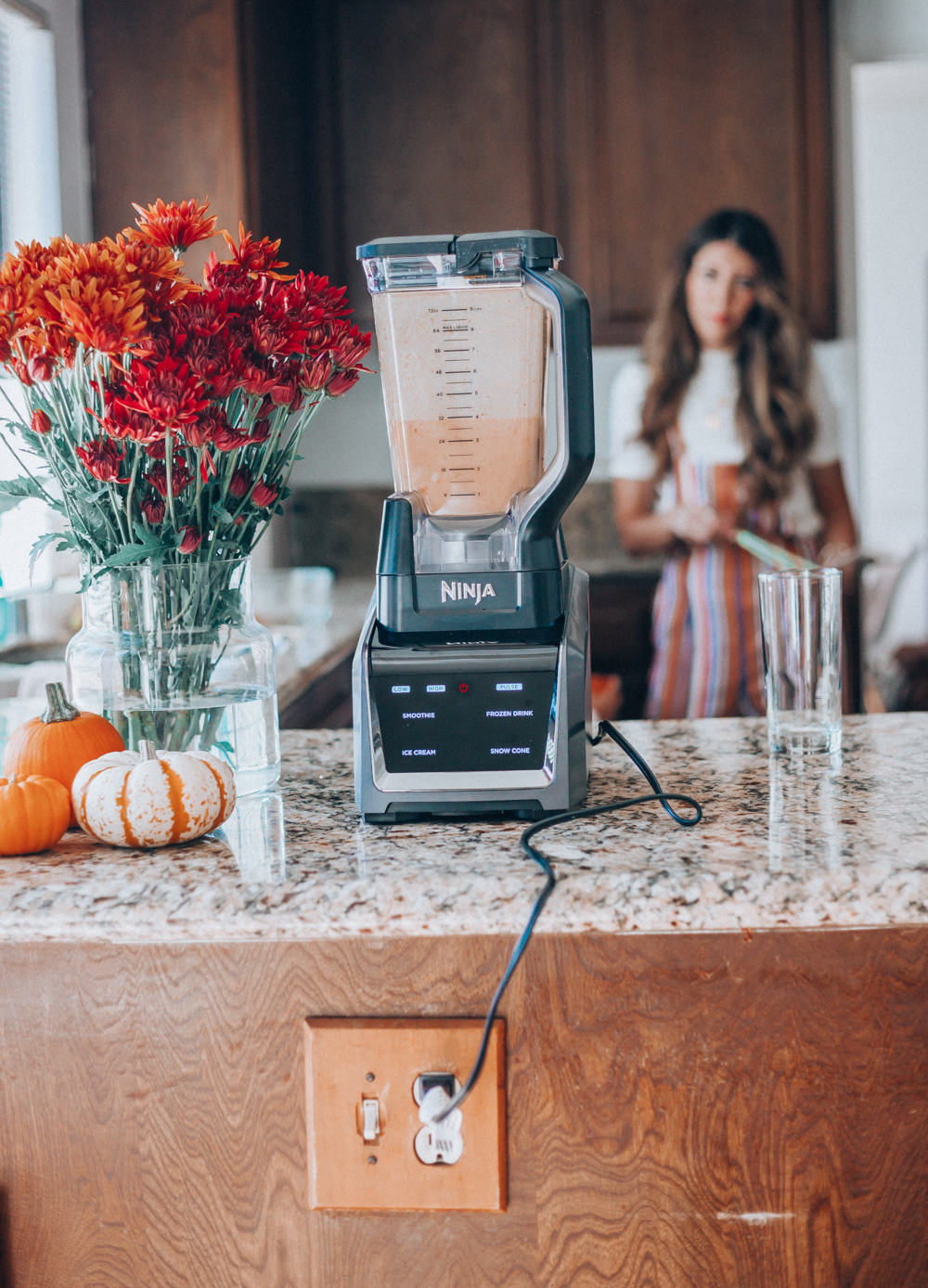 How to eBay + The Perfect Pumpkin Smoothie Recipe featured by popular San Francisco lifestyle blogger The Girl in the Yellow Dress