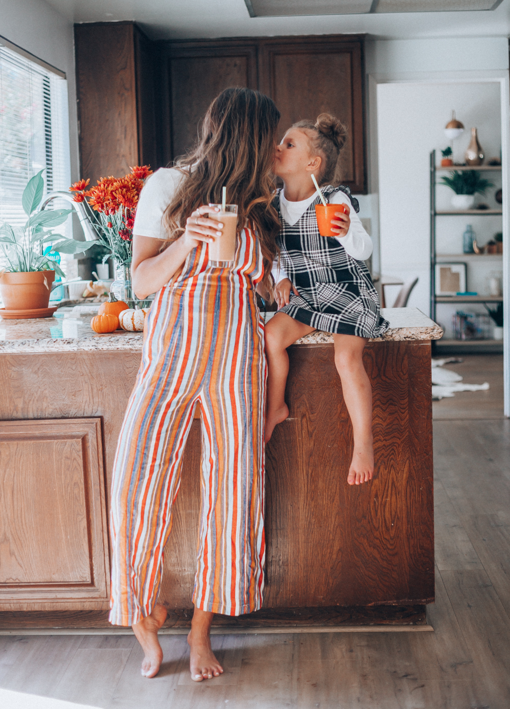 How to eBay + The Perfect Pumpkin Smoothie Recipe featured by popular San Francisco lifestyle blogger The Girl in the Yellow Dress