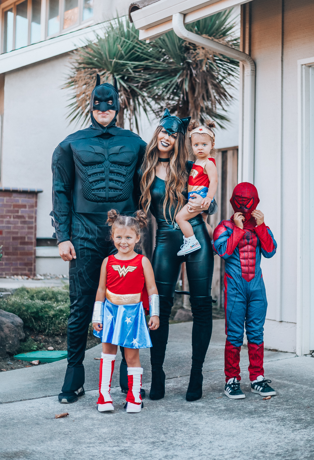 25+ Trending Family Costume Ideas For Halloween 2024