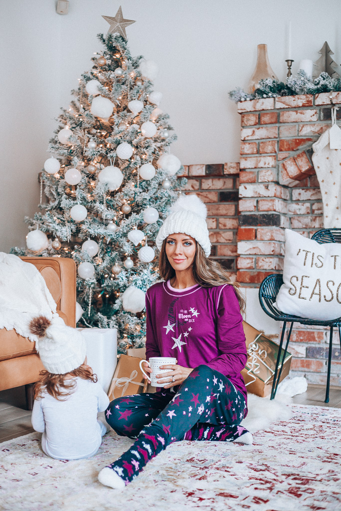 Christmas | Family | The Comfiest Cuddl Duds Pajamas for the Holidays featured by top San Francisco fashion blog The Girl in the Yellow Dress