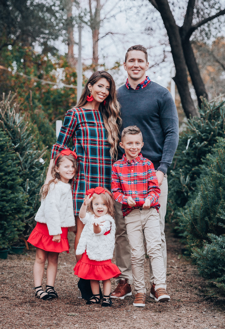 Cute Family Christmas Outfits | The Girl in the Yellow Dress