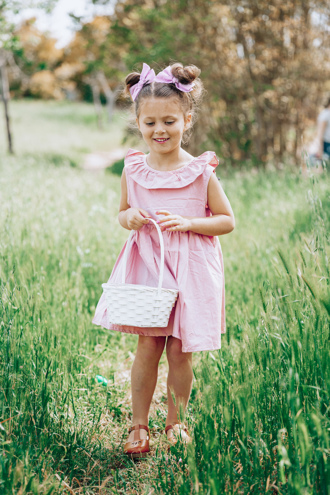 Cute Spring Dresses featured by top US fashion blog The Girl in the Yellow Dress