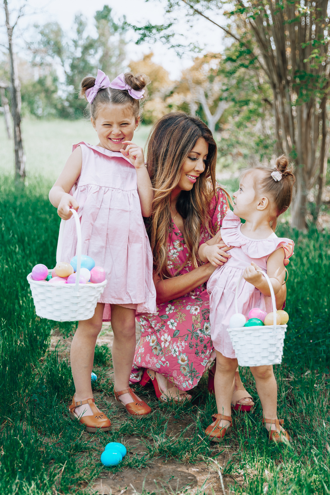 Cute Spring Dresses featured by top US fashion blog The Girl in the Yellow Dress