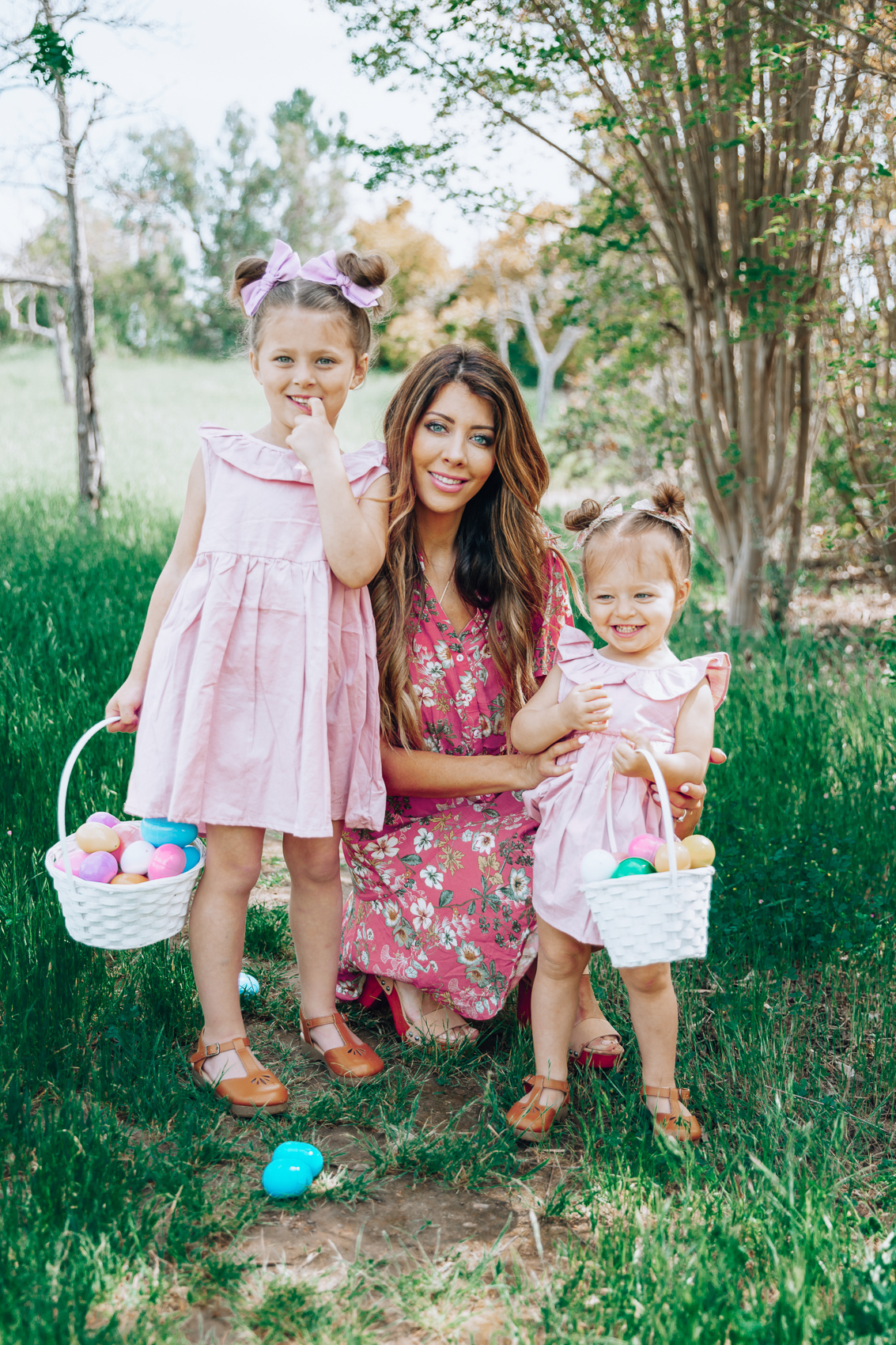 Cute Spring Dresses featured by top US fashion blog The Girl in the Yellow Dress