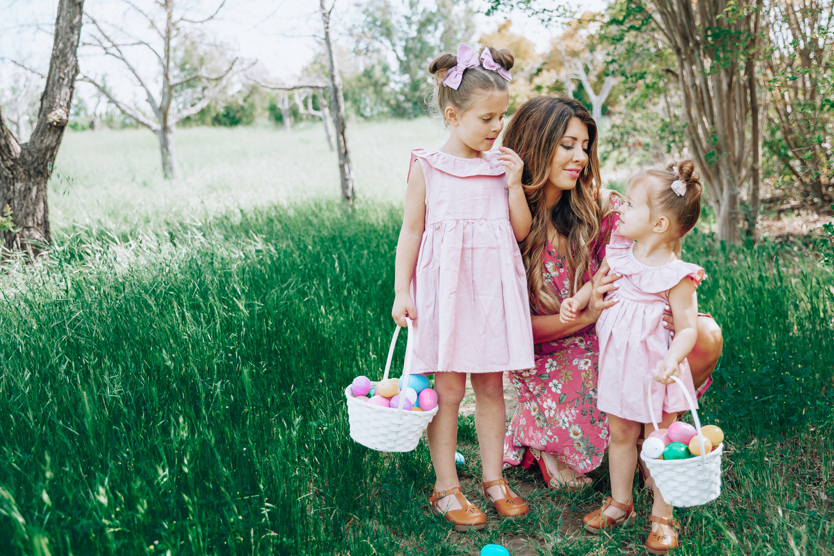 Cute Spring Dresses featured by top US fashion blog The Girl in the Yellow Dress