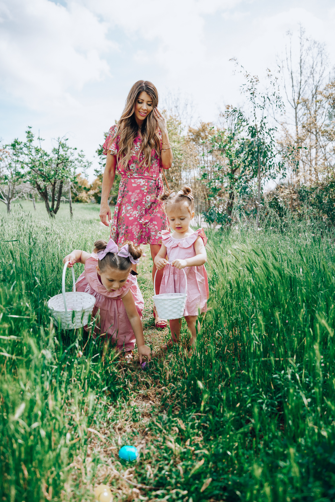 Cute Spring Dresses featured by top US fashion blog The Girl in the Yellow Dress