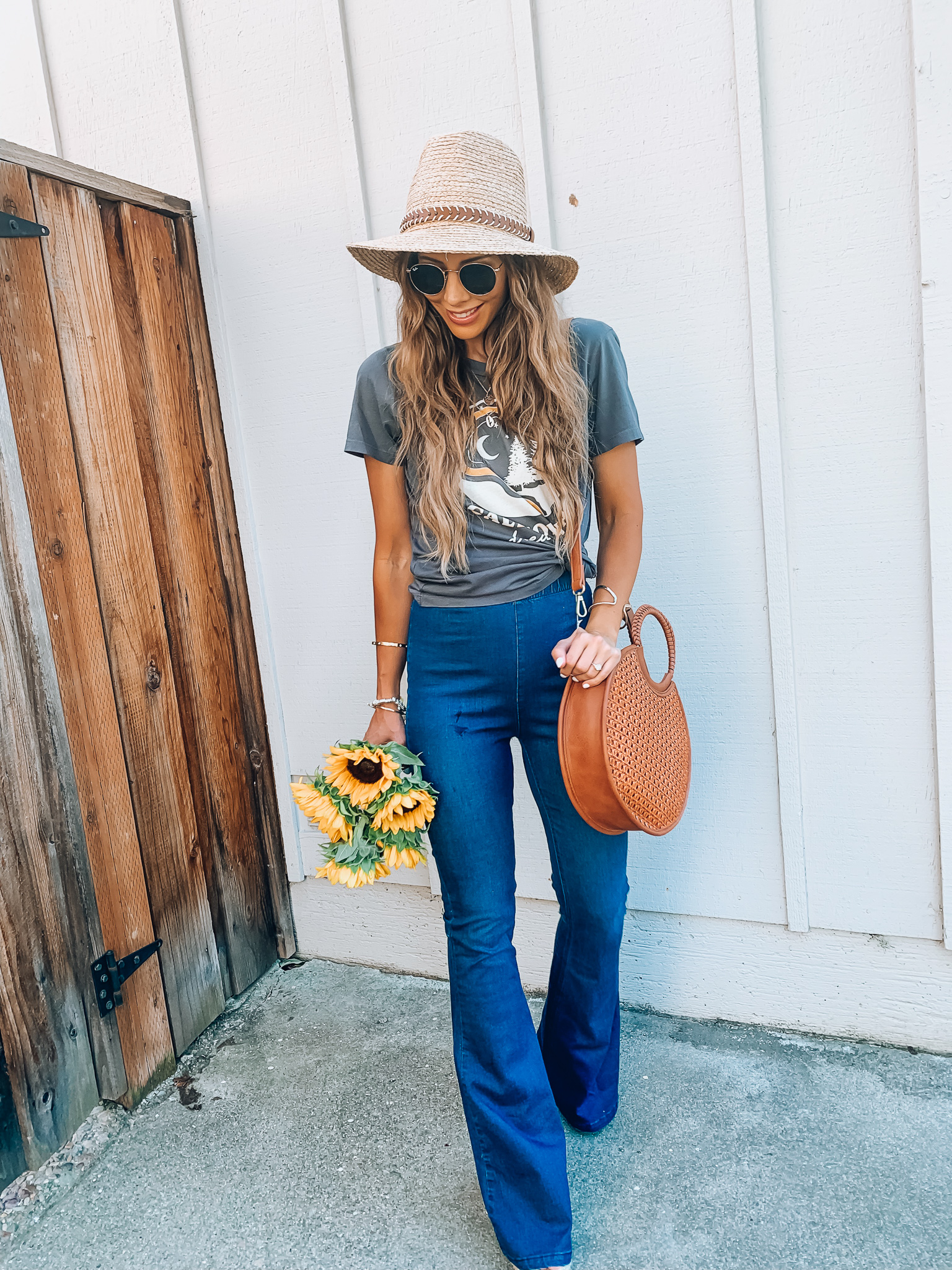 How to Style Jeans fashion | in the Yellow Dress